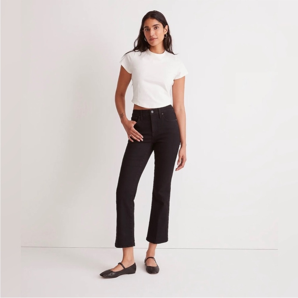 Madewell Mid Rise Kick Out Crop Jean NWT